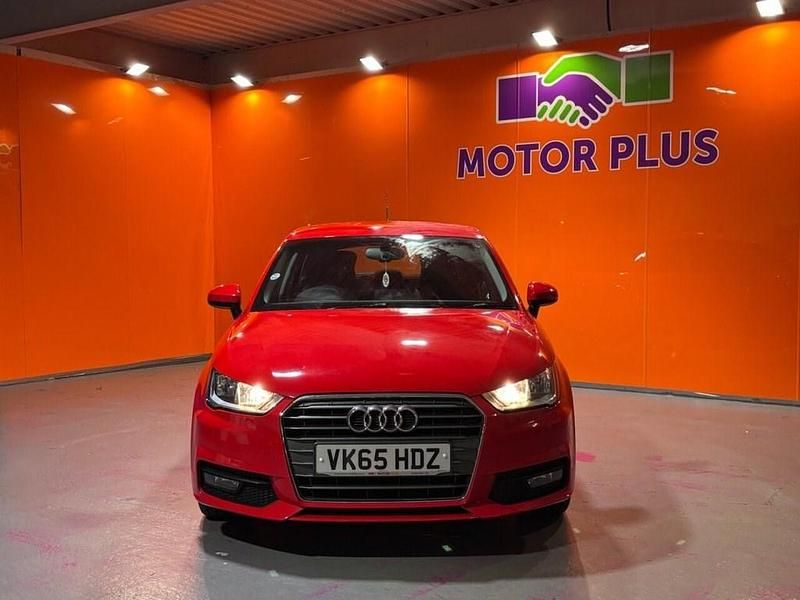 Used Audi A1 Sportback Sport 116 HP (85 kW) 2015 Red Hatchback