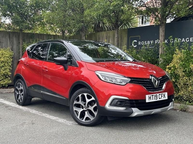 Red/black Used 2019 Renault Captur GT-Line SUV | £9,000 (Fair price) - Image 1/4