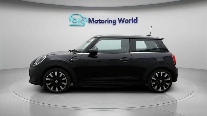 Used Mini Cooper SE Hatch 133 kW (181 HP) 2023 Hatchback