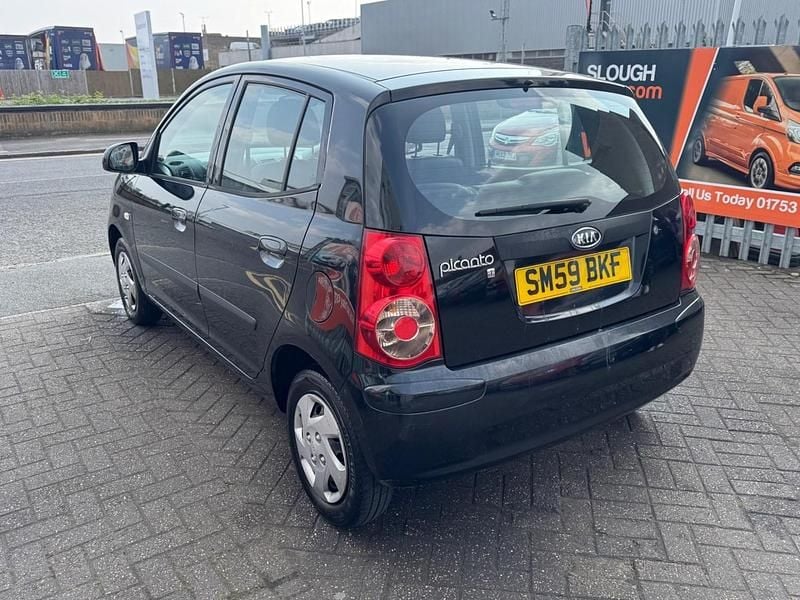 Used Kia Picanto 60 HP (44 kW) 2009 Black Hatchback