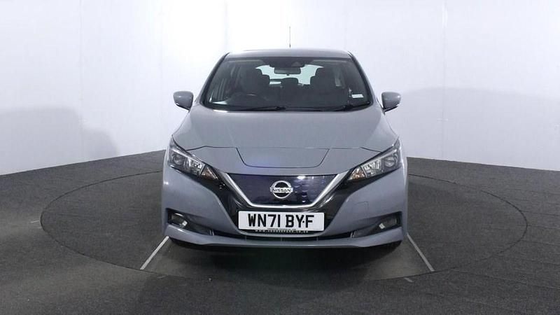 Used Nissan Leaf Acenta 110 kW (150 HP) 2021 Grey Hatchback
