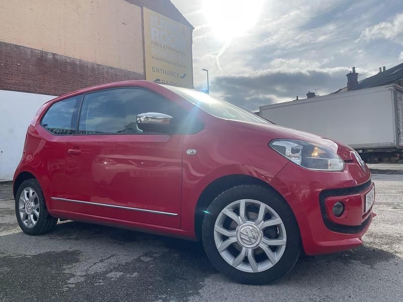 Used VW up! move up! 2016 Red Hatchback