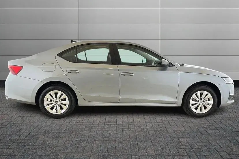 New Skoda Octavia SE Technology 116 HP (85 kW) 2026 Smokey silver Hatchback