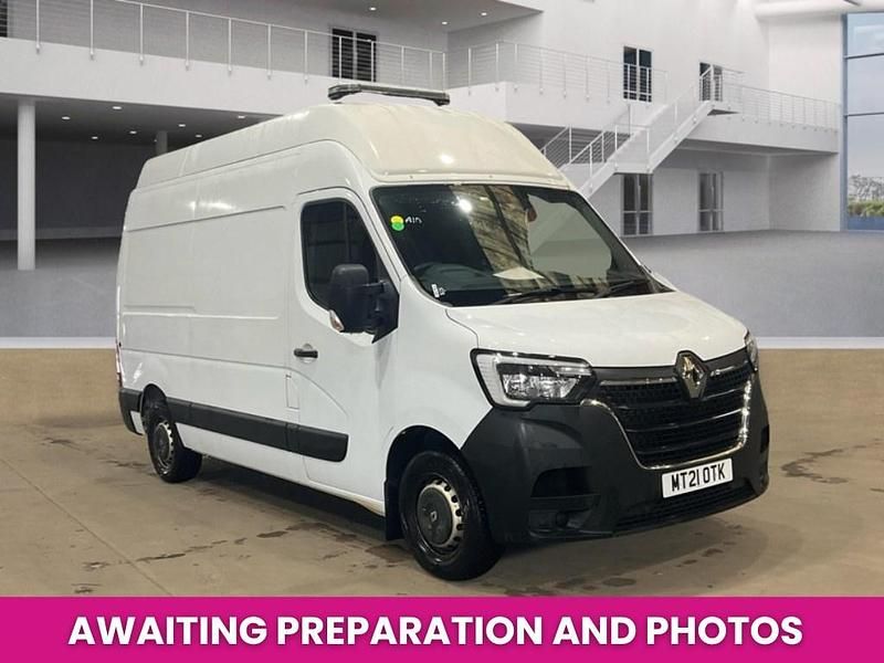 White Used 2021 Renault Master Business Van | £12,494 (Fair price) - Image 1/2