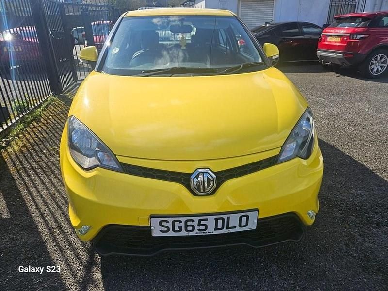 Used MG MG3 2015 Yellow Hatchback