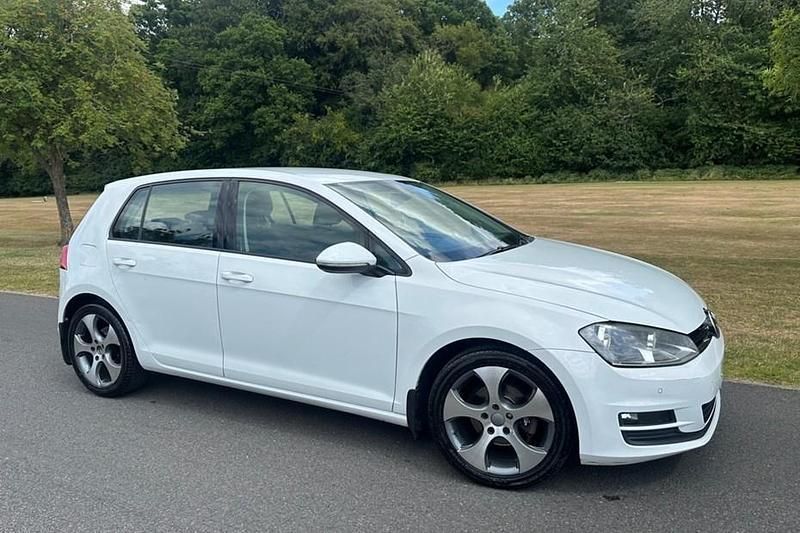 White Used 2014 VW Golf VII SE Hatchback | £4,695 (Super price) - Image 1/1