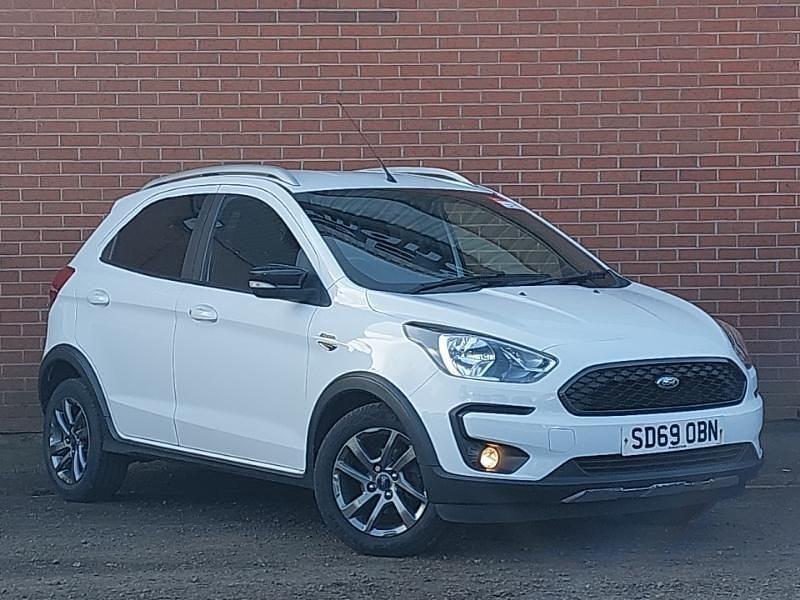 Used Ford Ka Plus Active 85 HP (62 kW) 2019 White Hatchback