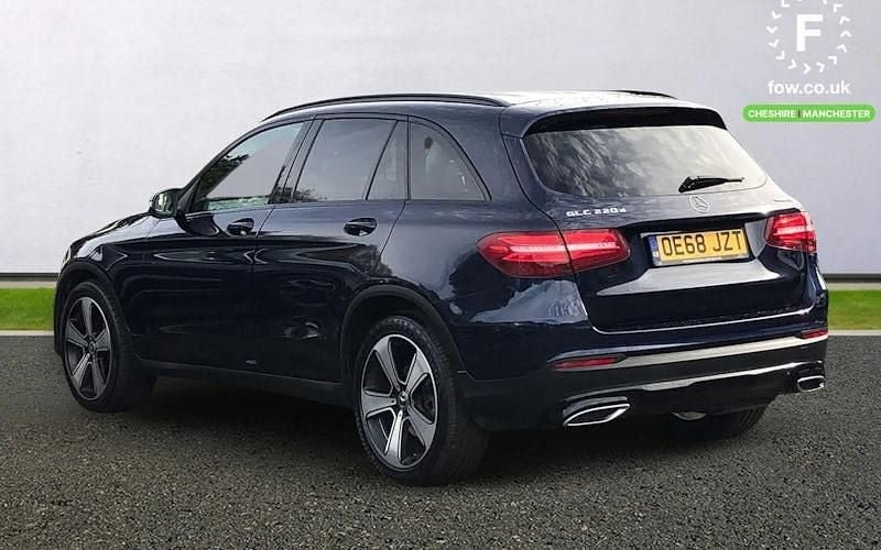 Used Mercedes GLC220 Urban 170 HP (125 kW) 2019 Blue Estate