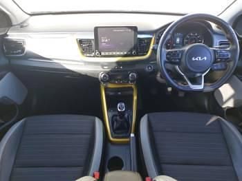 Used Kia Stonic 99 HP (72 kW) 2023 Grey SUV