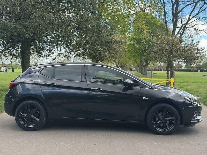 Used Vauxhall Astra SRi 2016 Black Hatchback