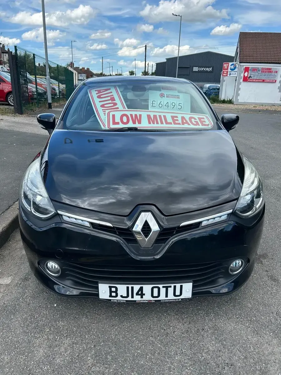 Used Renault Clio Dynamique 90 HP (66 kW) 2014 Black Hatchback