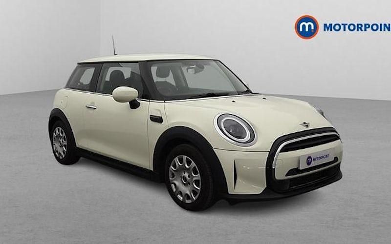White Used 2022 Mini ONE Classic Hatchback | £15,349 (Fair price) - Image 1/4