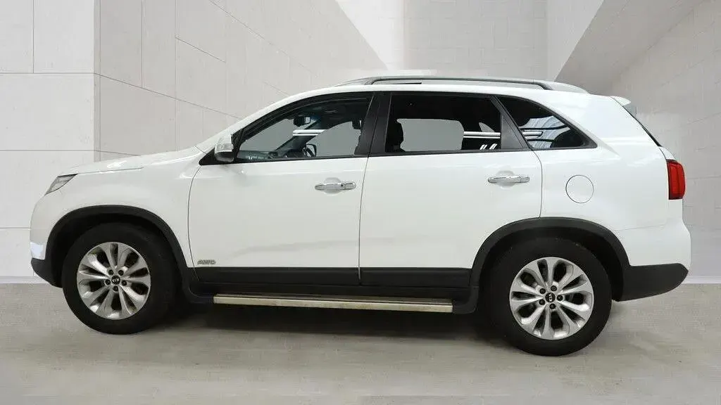 Used Kia Sorento 200 HP (147 kW) 2015 White SUV