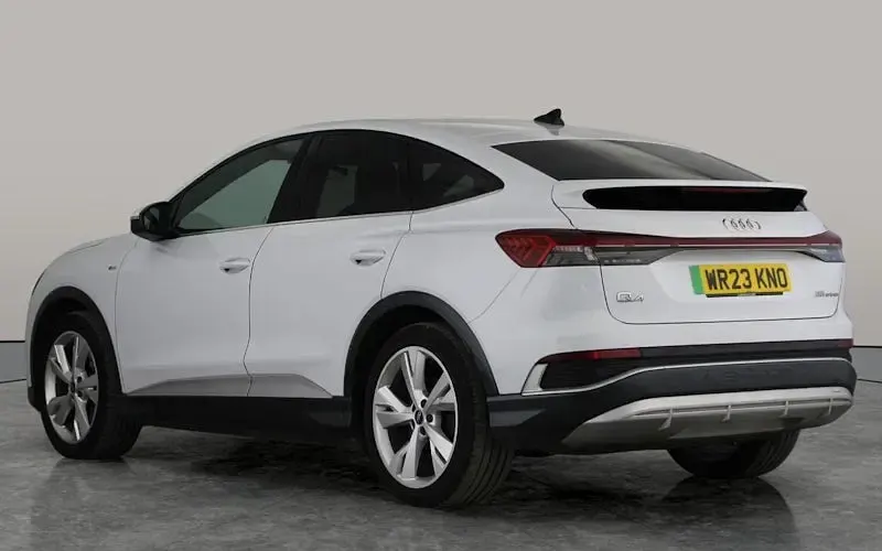 Used Audi Q4 Sportback e-tron S-Line 125 kW (170 HP) 2022 White SUV
