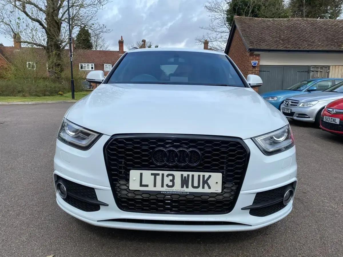 Begagnad Audi Q3 S-Line 177 HK (130 kW) 2013 Vit SUV
