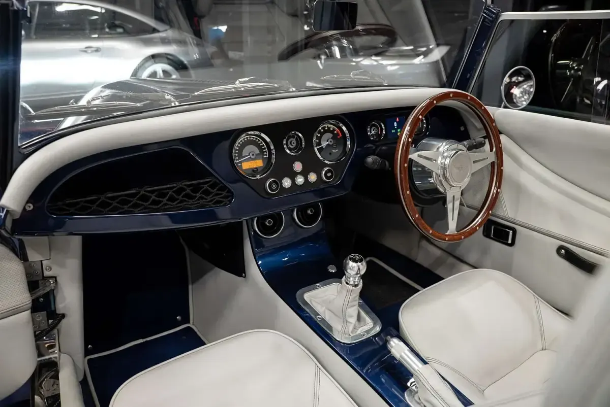 Used Morgan Plus 258 HP (189 kW) 2021 Blue Cabriolet