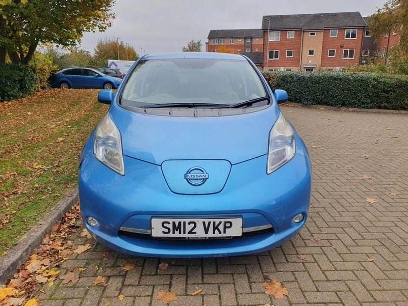 Usado Nissan Leaf 80 kW (109 HP) 2012 Azul Citadino