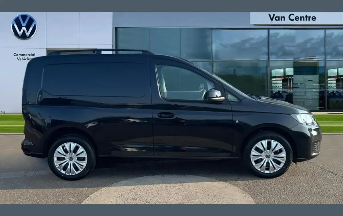 New VW Caddy 113 HP (83 kW) 2026 Black MPV