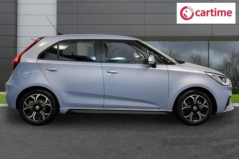 Used MG MG3 Exclusive 106 HP (77 kW) 2023 Silver Hatchback