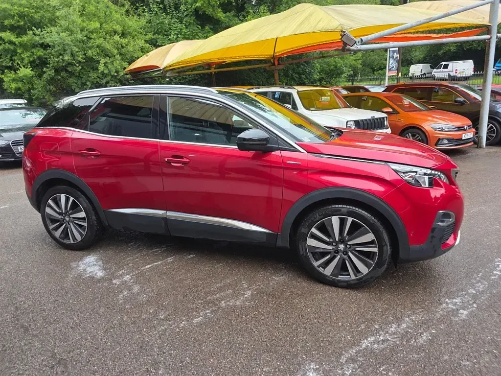 Used Peugeot 3008 GT-line 130 HP (95 kW) 2019 Red SUV