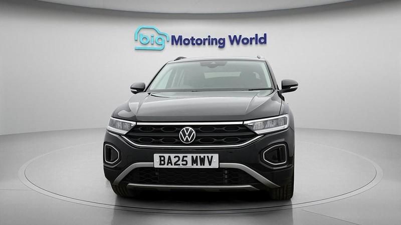 Used VW T-Roc Match 115 HP (84 kW) 2025 Black SUV