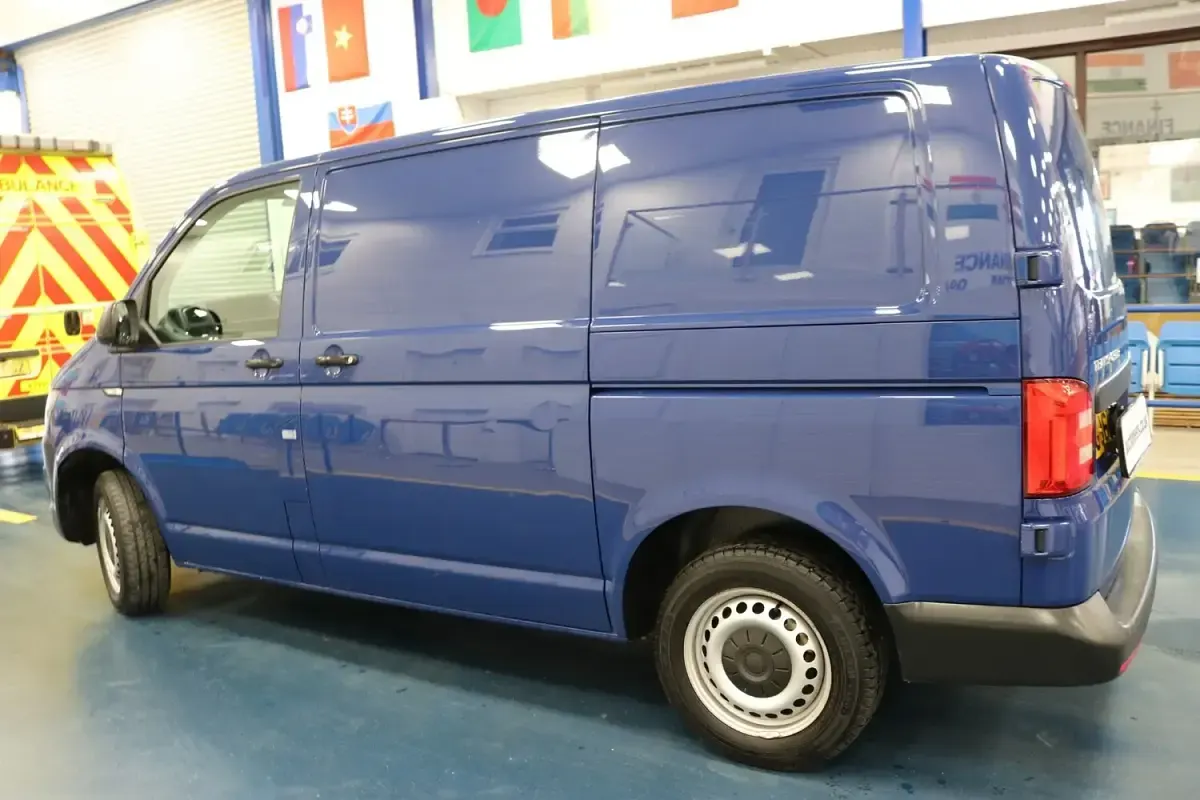 Used VW T6 Startline 102 HP (75 kW) 2017 Blue Van