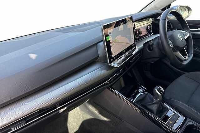 Used VW Golf VIII Style 150 HP (110 kW) 2025 Blue Hatchback