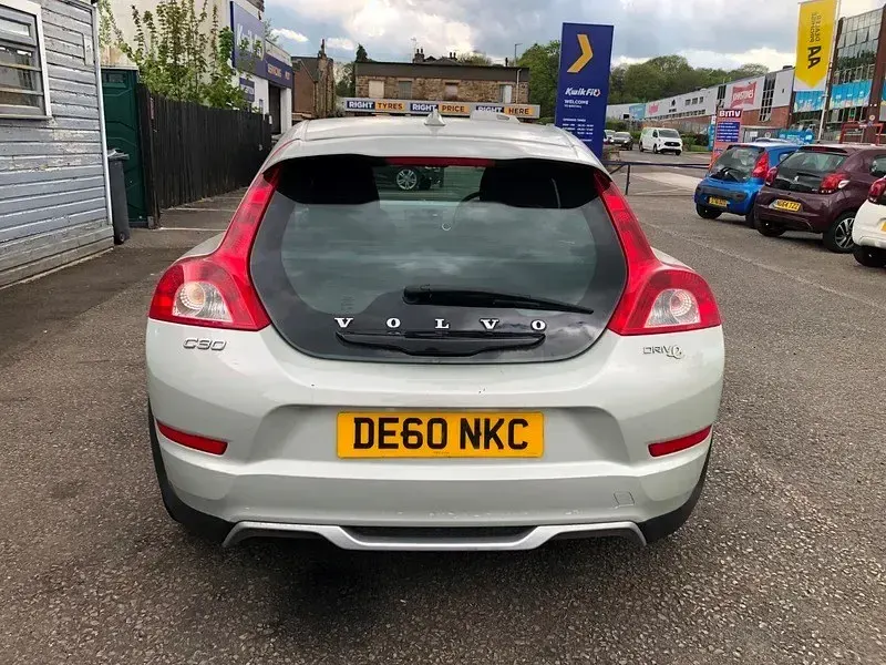 Used Volvo C30 2010 White Hatchback