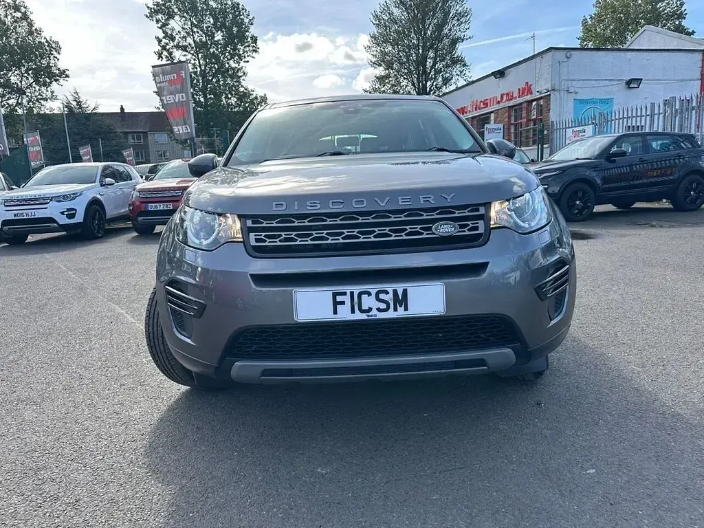 Used Land Rover Discovery 4 SE 180 HP (132 kW) 2016 Grey SUV