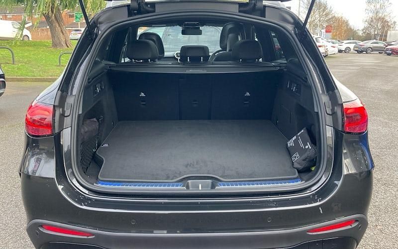 Used Mercedes GLC300e AMG line 313 HP (230 kW) 2025 Estate