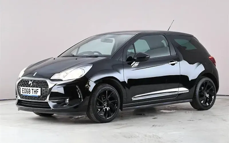 Used DS Automobiles DS3 Crossback Connected Chic 110 HP (80 kW) 2019 SUV