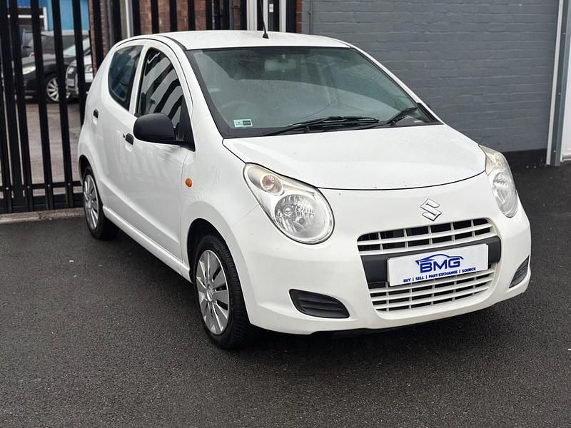 Used Suzuki Alto 2013 White Hatchback