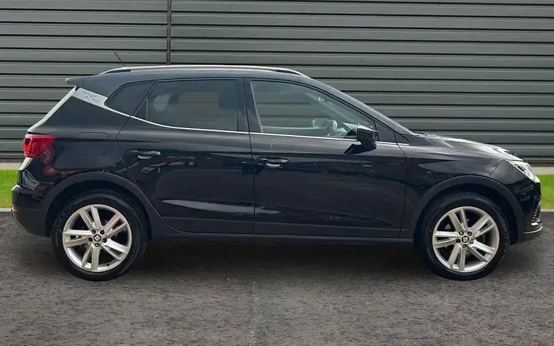 Używany Seat Arona FR 116 KM (85 kW) 2020 SUV
