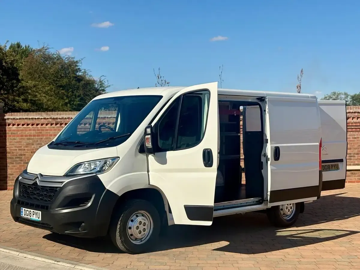 Used Citroën Relay 130 HP (95 kW) 2018 White Van