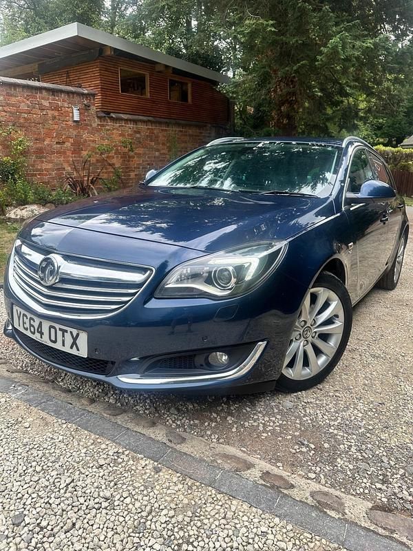 Blue Used 2014 Vauxhall Insignia Elite Estate | £3,675 (Fair price) - Image 1/4