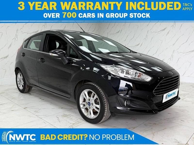 Used Ford Fiesta Zetec 82 HP (60 kW) 2016 Black Hatchback