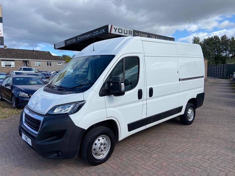 White Used 2018 Peugeot Boxer Van | £9,995 (Super price) - Image 1/4
