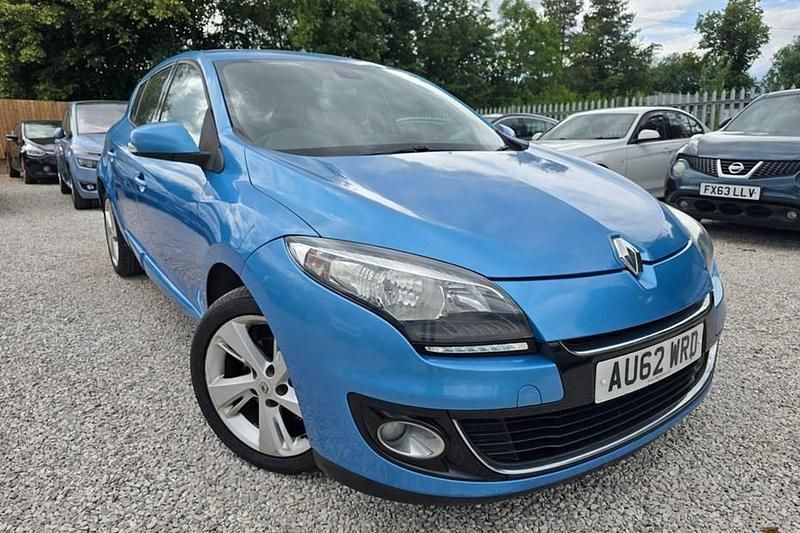 Blue Used 2012 Renault Mégane III Dynamique Hatchback | £2,395 (Good price) - Image 1/1