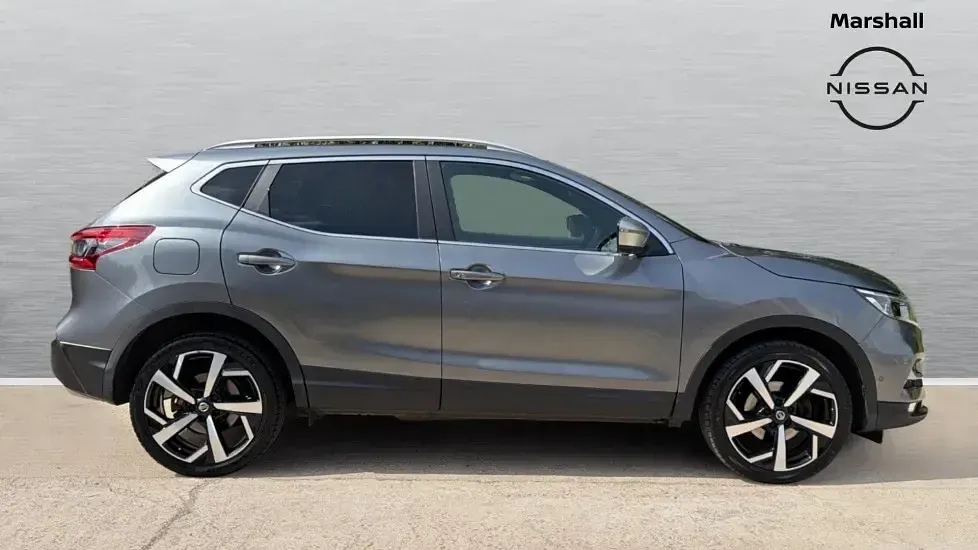 Used Nissan Qashqai Tekna+ 160 HP (117 kW) 2018 Grey SUV