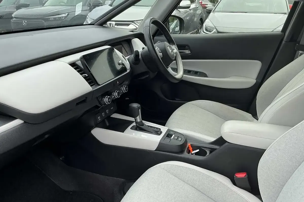 Used Honda Jazz Hybrid 109 HP (80 kW) 2022 Grey Hatchback