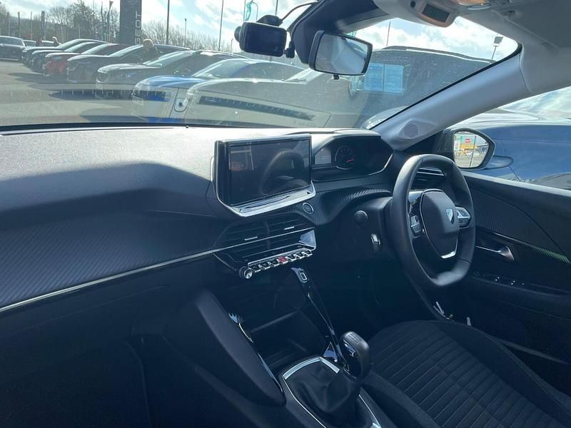 Used Peugeot 2008 Premium 129 HP (94 kW) 2021 Grey SUV