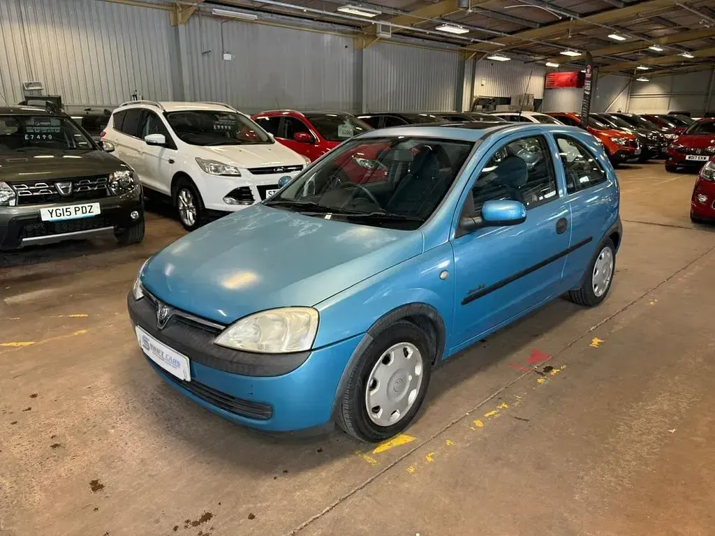 Używany Vauxhall Corsa Comfort 74 KM (54 kW) 2001 Niebieski Hatchback