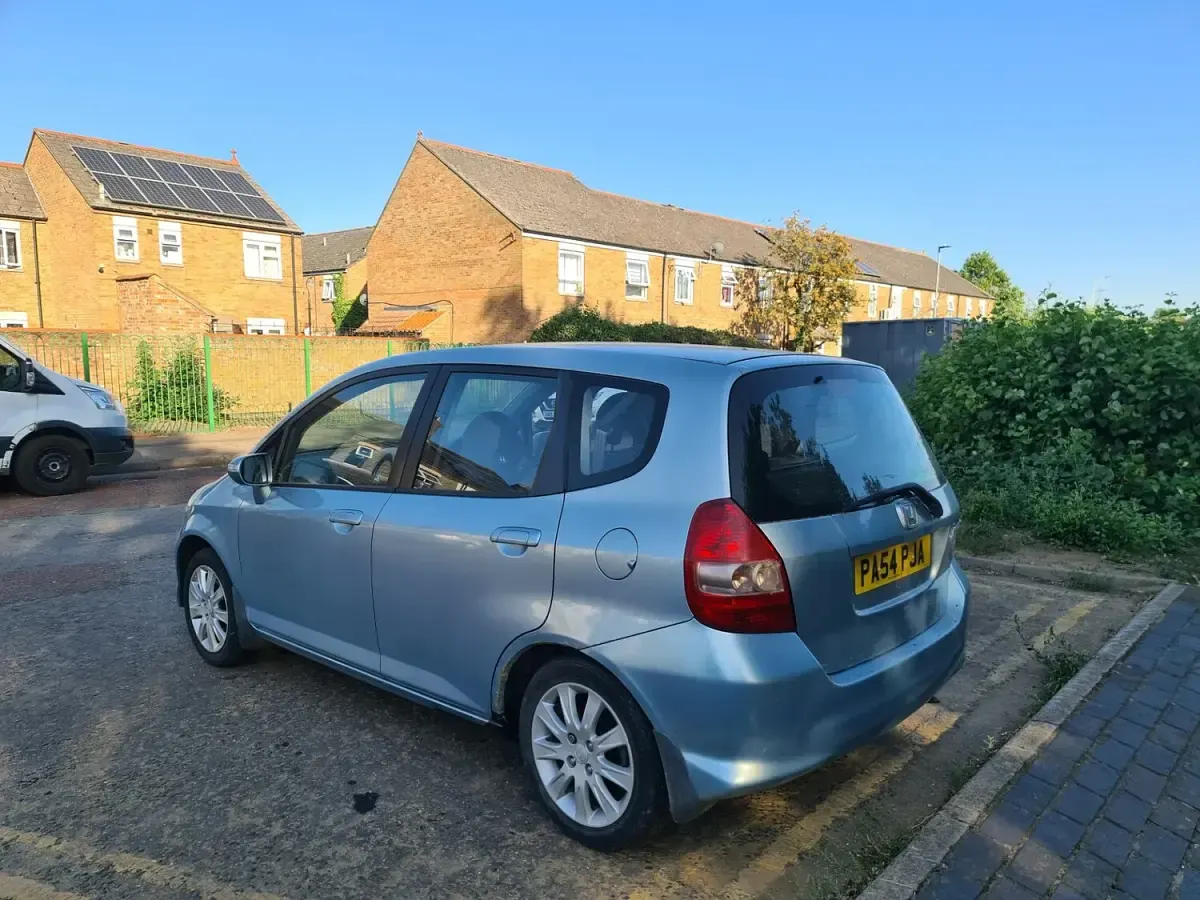 Used Honda Jazz SE 83 HP (61 kW) 2005 Blue Hatchback