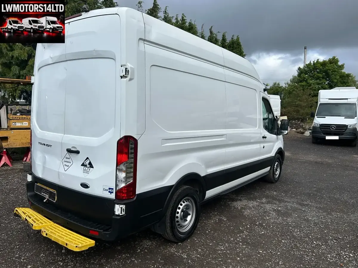 Used Ford Transit 130 HP (95 kW) 2022 White Van