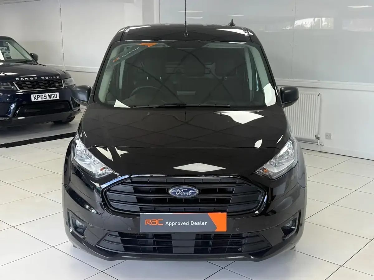Used Ford Transit Connect Trend 100 HP (73 kW) 2023 Black MPV