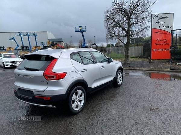 Used Volvo XC40 Momentum 2019 Silver SUV