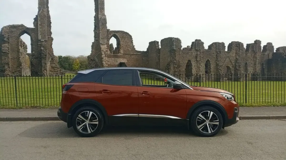Gebraucht Peugeot 3008 Allure 130 PS (95 kW) 2017 Braun SUV