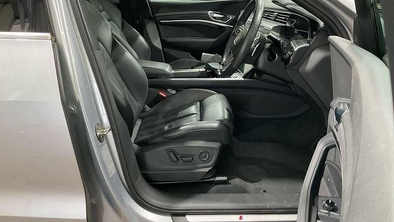 Used Audi e-tron S-Line 11 kW (15 HP) 2022 Silver SUV