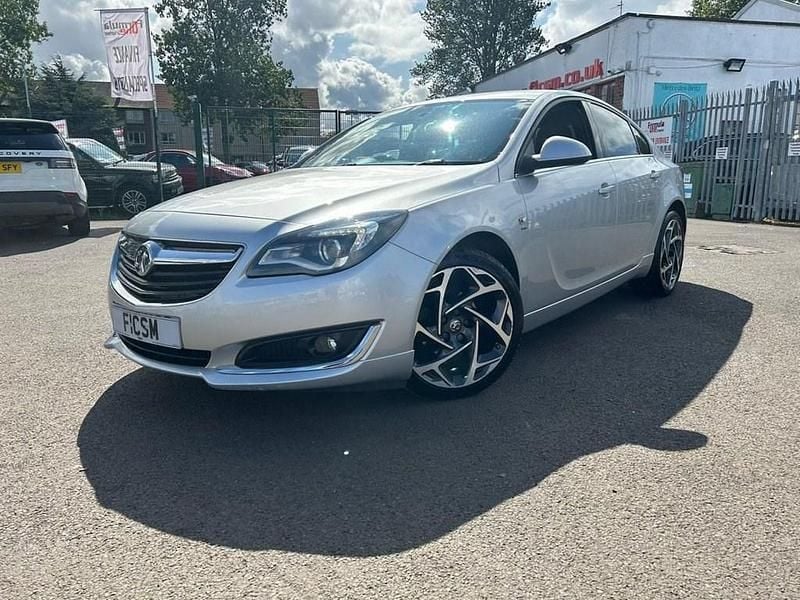 Used Vauxhall Insignia SRi 134 HP (98 kW) 2015 Silver Hatchback