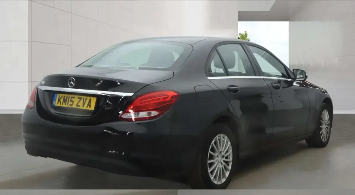 Used Mercedes C200 SE 184 HP (135 kW) 2015 Black Sedan